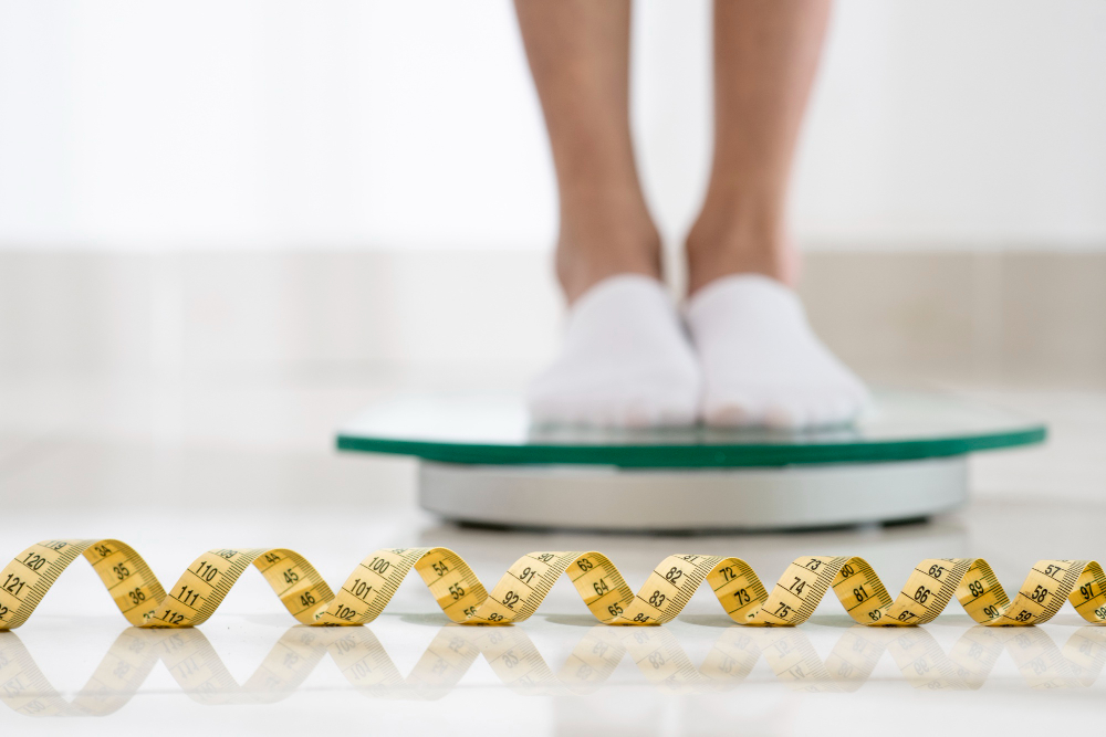 Losing Weight the Right Way: A Safe, Balanced Approach